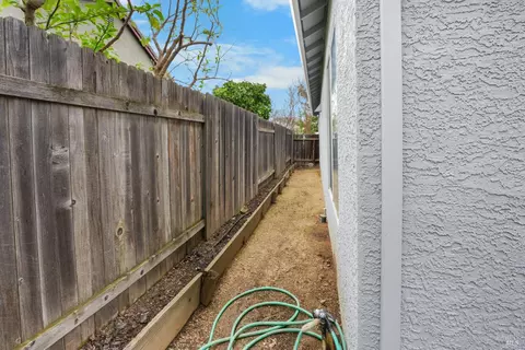 605 Alwin Dr, Dixon, CA 95620 photo 52