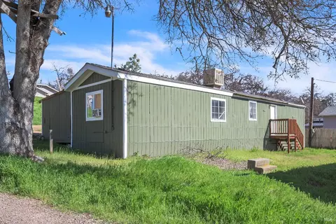 15815 37th Ave, Clearlake, CA 95422