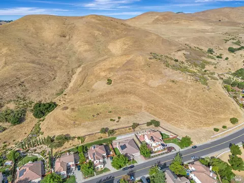 1607 Landmark Dr, Vallejo, CA 94591 photo 11