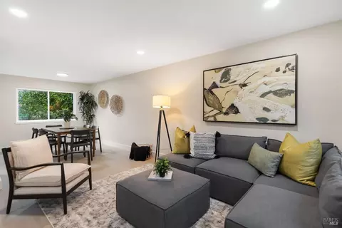 Living - 1466 Granada St, Vallejo, CA 94591 photo 2 of 4