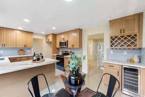 Kitchen - 1466 Granada St, Vallejo, CA 94591 photo 2 of 4
