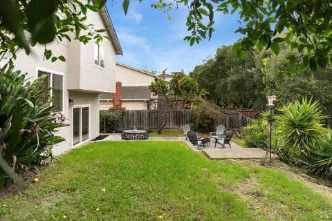 Exterior - 1466 Granada St, Vallejo, CA 94591 photo 4 of 6