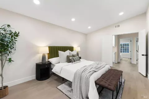 Bedroom - 1466 Granada St, Vallejo, CA 94591 photo 2 of 4