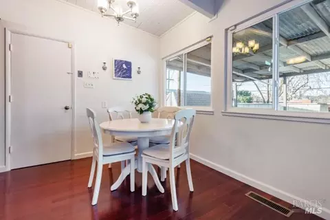 Dining - 148 Haggerty St, Vallejo, CA 94591 photo 1 of 2