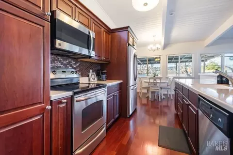 Kitchen - 148 Haggerty St, Vallejo, CA 94591 photo 2 of 2