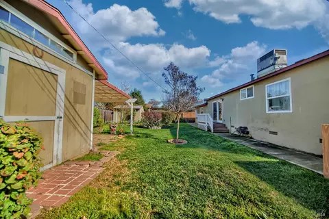 650 W C St, Dixon, CA 95620 photo 36