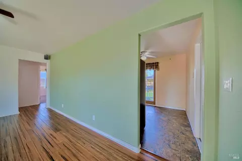 650 W C St, Dixon, CA 95620 photo 8