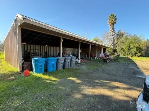 Exterior - 9415 Stevenson Bridge Rd, Winters, CA 95694 photo 2 of 5