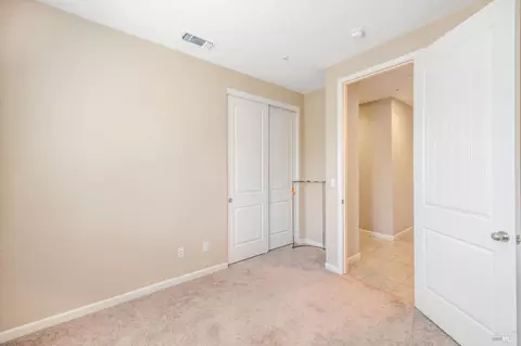 Bedroom - 2326 Cunningham Dr, Fairfield, CA 94533 photo 1 of 6