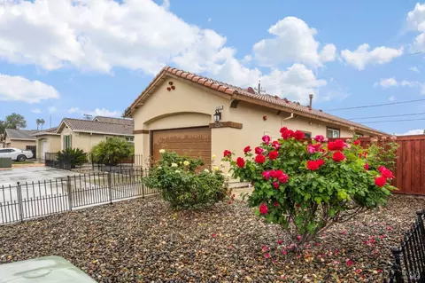 Exterior - 2326 Cunningham Dr, Fairfield, CA 94533 photo 4 of 11