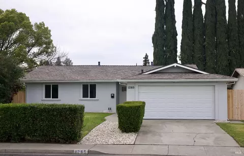 1265 Alderwood Way, Vacaville, CA 95687