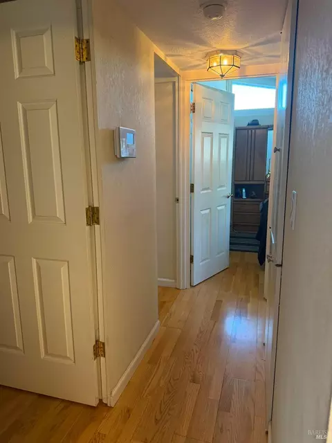 Entry Way - 1537 Mini Dr, Vallejo, CA 94589 photo 2 of 2