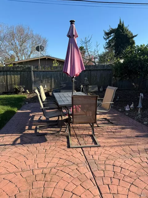 Exterior - 1537 Mini Dr, Vallejo, CA 94589 photo 5 of 7