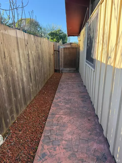 Exterior - 1537 Mini Dr, Vallejo, CA 94589 photo 7 of 7
