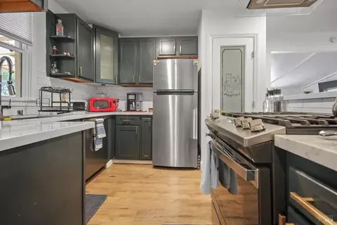 Kitchen - 2751 Georgia St, Vallejo, CA 94591 photo 2 of 2