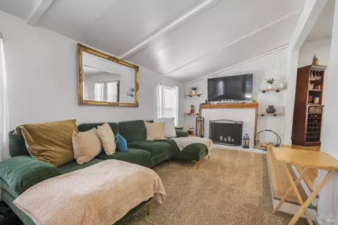Living - 2751 Georgia St, Vallejo, CA 94591 photo 1 of 1