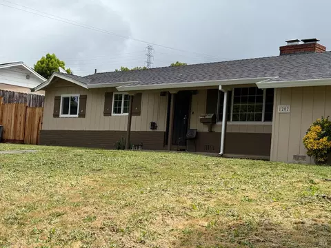 1202 Rollingwood Dr, Vallejo, CA 94591
