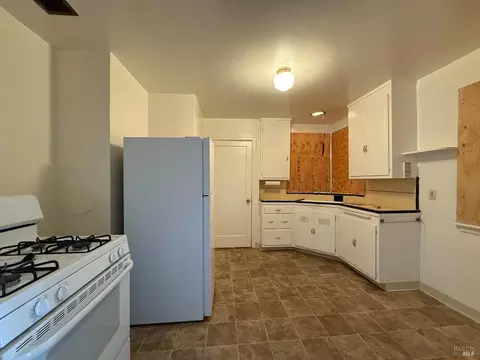 1035 Virginia St, Vallejo, CA 94590 photo 9
