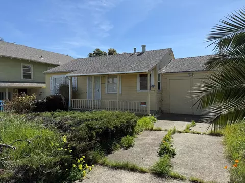 1035 Virginia St, Vallejo, CA 94590 photo 2