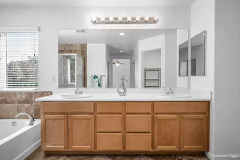 5138 Rowe Dr, Fairfield, CA 94533 photo 32