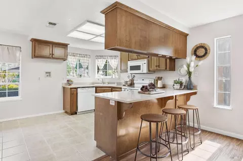Kitchen - 1025 Mason Ct, Dixon, CA 95620 photo 1 of 4