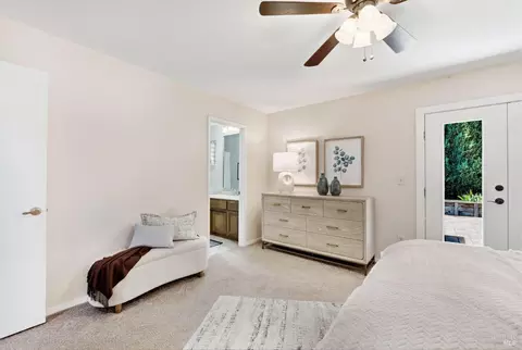 Bedroom - 1025 Mason Ct, Dixon, CA 95620 photo 2 of 3