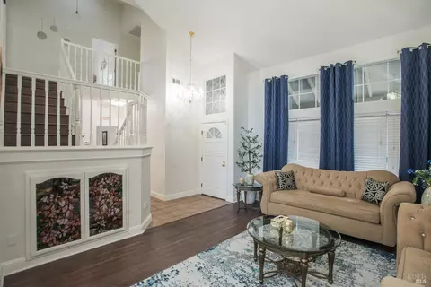 Entry Way - 463 Eagle Ln, Vacaville, CA 95687 photo 1 of 13