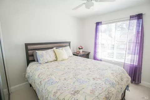 Bedroom - 463 Eagle Ln, Vacaville, CA 95687 photo 6 of 9