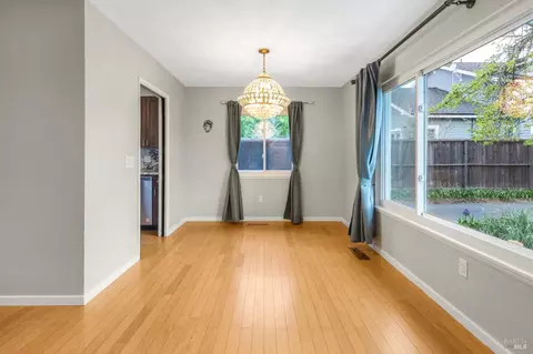 Dining - 350 Newton Way, Angwin, CA 94508 photo 1 of 1