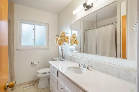 Bath - 350 Newton Way, Angwin, CA 94508 photo 1 of 4