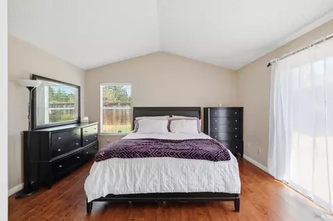 Bedroom - 29 Canterbury Cir, Vallejo, CA 94591 photo 3 of 4