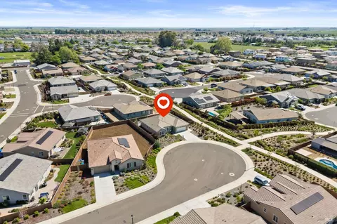 View/Area - 625 Peony Ct, Dixon, CA 95620 photo 5 of 14