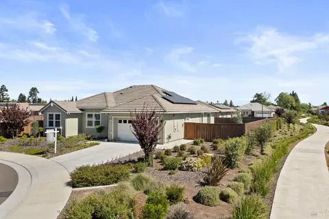 View/Area - 625 Peony Ct, Dixon, CA 95620 photo 2 of 14