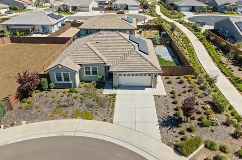View/Area - 625 Peony Ct, Dixon, CA 95620 photo 3 of 14