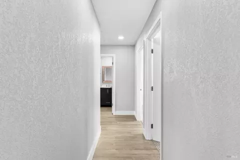 Entry Way - 2438 Oceanic Dr, Fairfield, CA 94533 photo 1 of 2