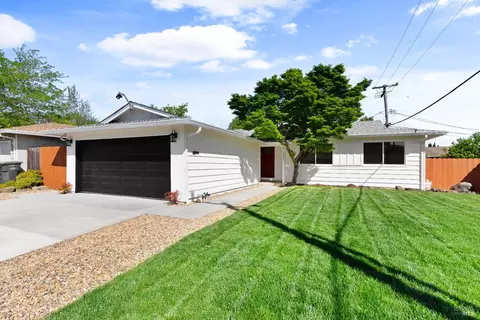 Exterior - 2438 Oceanic Dr, Fairfield, CA 94533 photo 2 of 10