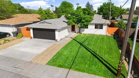 Exterior - 2438 Oceanic Dr, Fairfield, CA 94533 photo 6 of 10