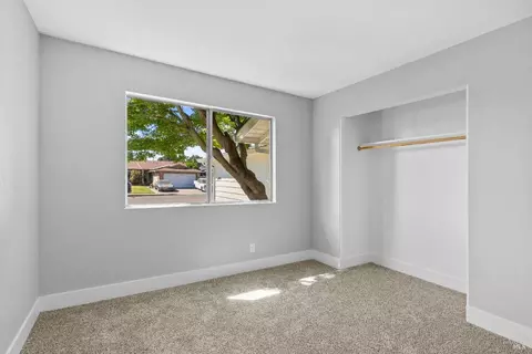 Bedroom - 2438 Oceanic Dr, Fairfield, CA 94533 photo 2 of 3