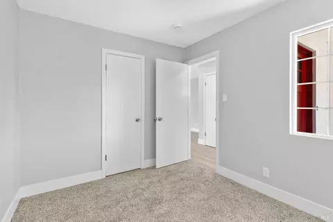 Bedroom - 2438 Oceanic Dr, Fairfield, CA 94533 photo 5 of 5