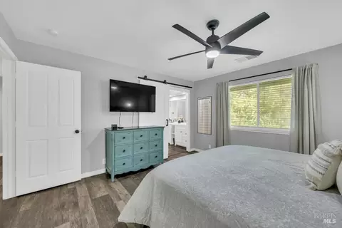 Bedroom - 1320 Angela Ct, Dixon, CA 95620 photo 2 of 5
