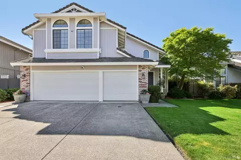 1422 Roman Dr, Rohnert Park, CA 94928