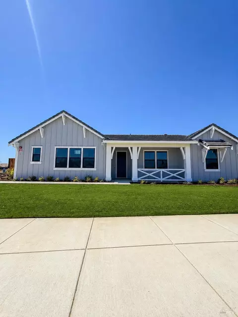 956 Carroll Way, Vacaville, CA 95687
