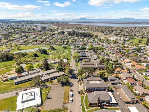 View/Area - 444 Corcoran Ave #4, Vallejo, CA 94589 photo 4 of 5