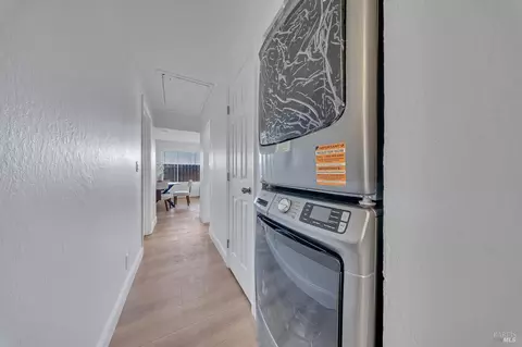 Entry Way - 444 Corcoran Ave #4, Vallejo, CA 94589 photo 3 of 3