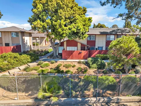 Exterior - 444 Corcoran Ave #4, Vallejo, CA 94589 photo 2 of 2