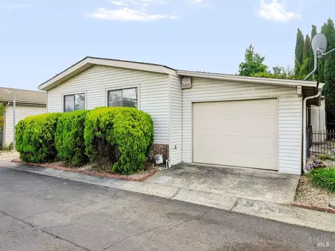 Exterior - 164 Marble Ct, Vallejo, CA 94589 photo 3 of 9