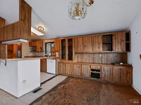 Kitchen - 164 Marble Ct, Vallejo, CA 94589 photo 1 of 4