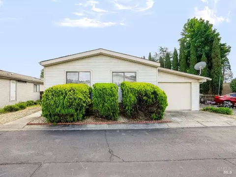 Exterior - 164 Marble Ct, Vallejo, CA 94589 photo 2 of 9