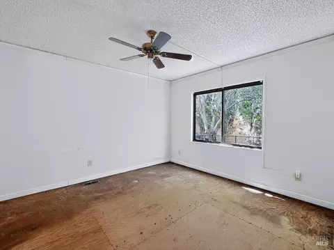 Bedroom - 164 Marble Ct, Vallejo, CA 94589 photo 2 of 3