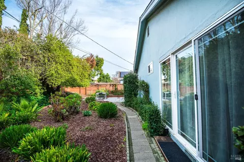 Exterior - 1719 Elm St, Fairfield, CA 94533 photo 6 of 9